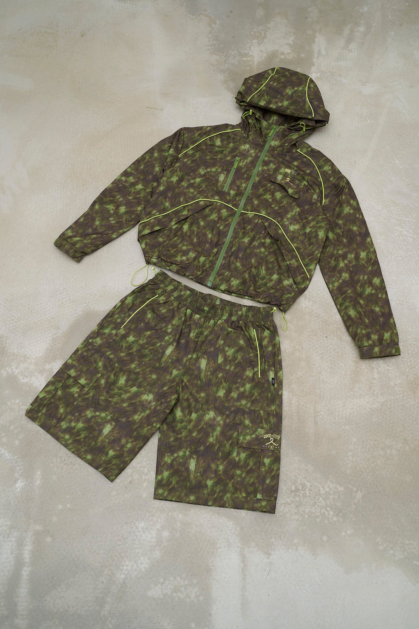 Terre Neon - X CARGO- SHORTS