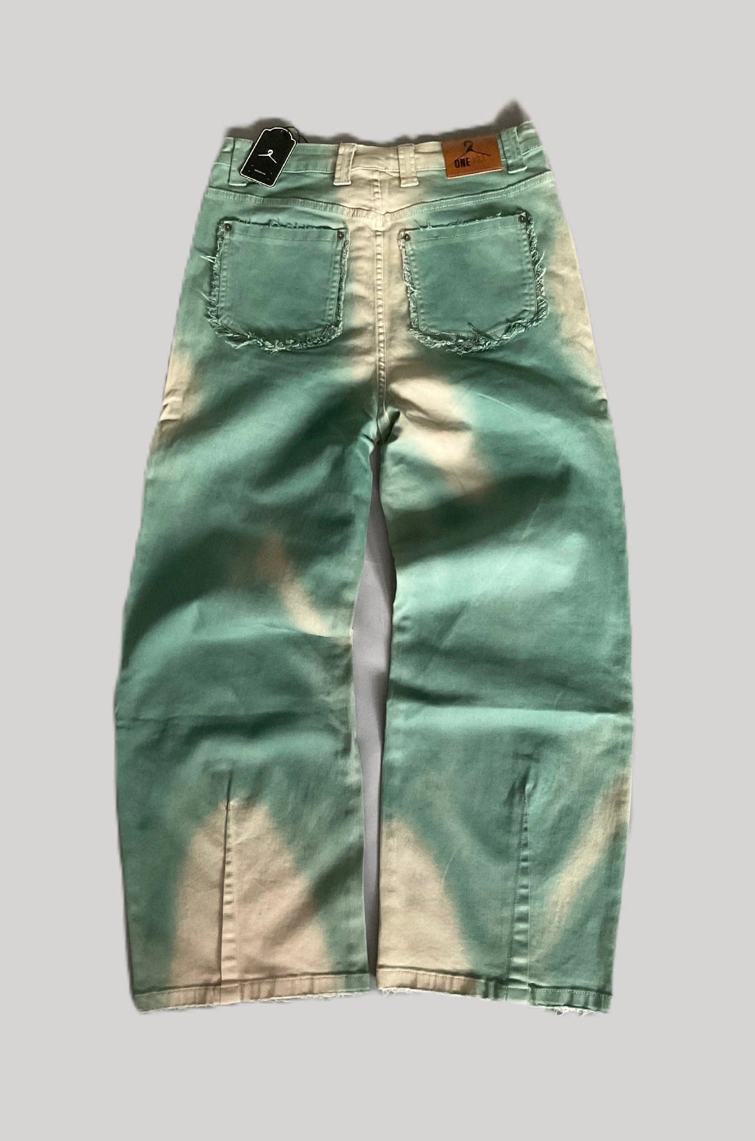 SPRAY WASHED DENIM ( CAMO GREEN)